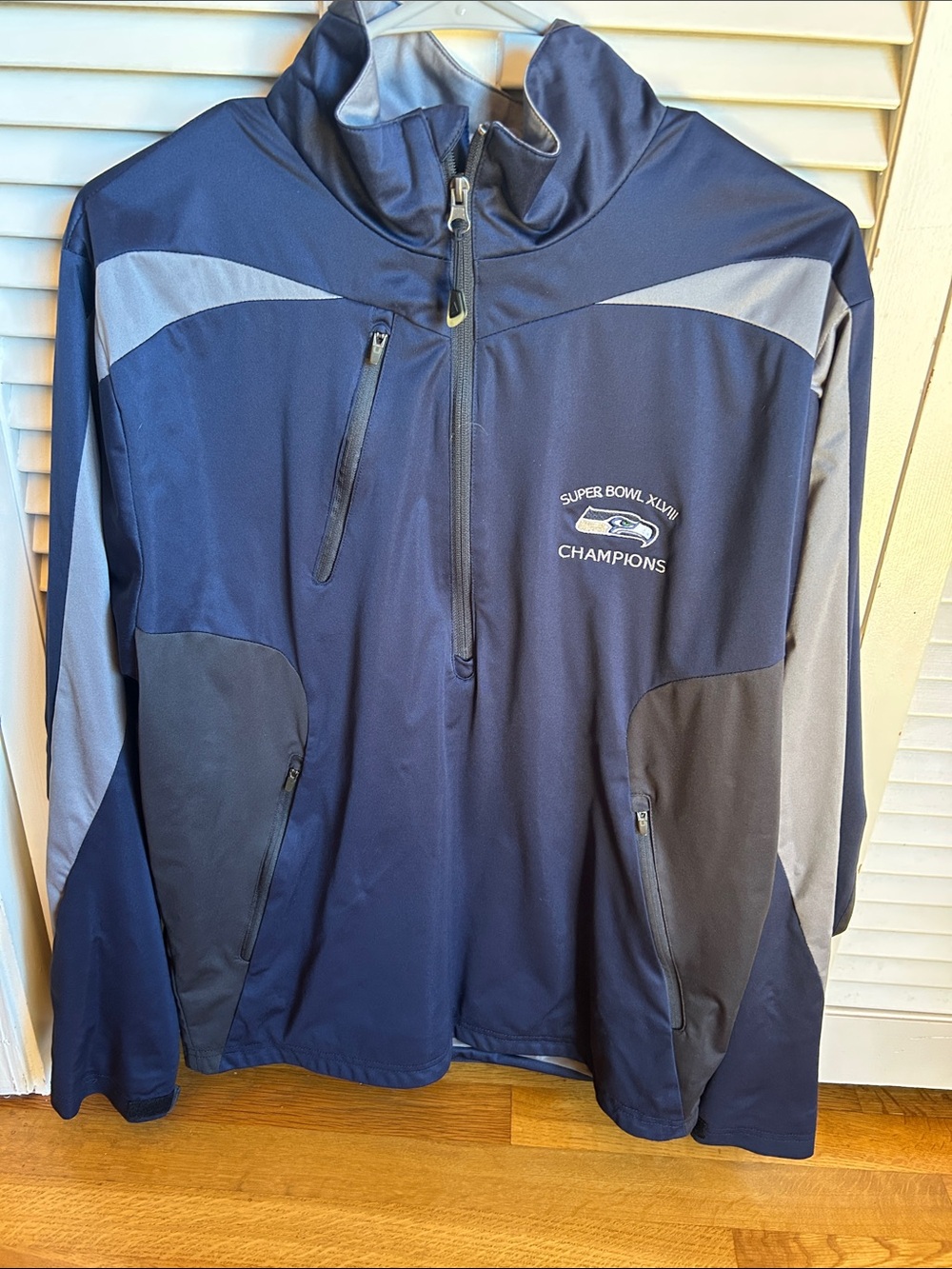 Antigua Navy and Gray Seahawks Windbreaker - Champions Half-Zip